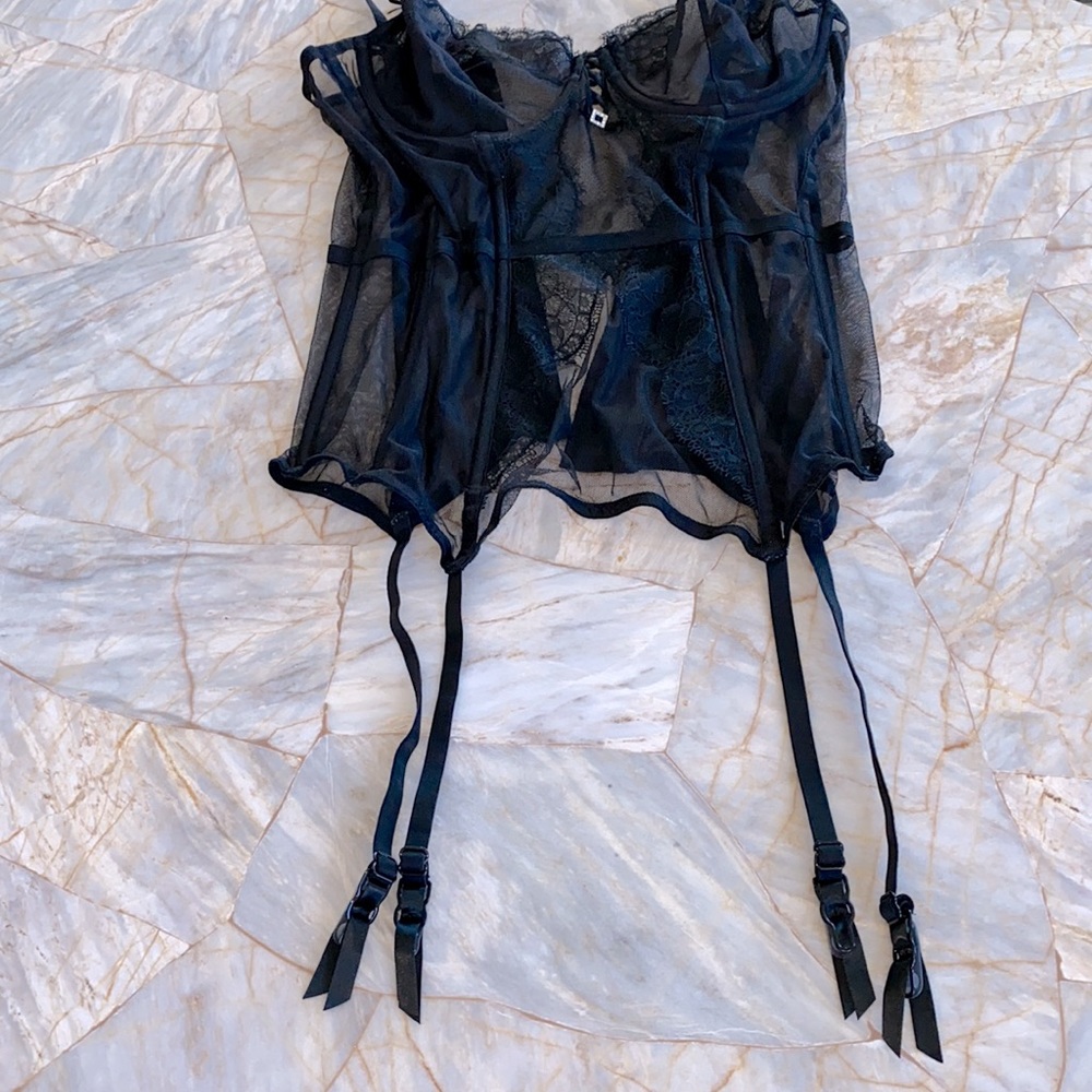 Victoria's Secret Corset Garter Slip Lace 34D Black - Picture 4 of 12